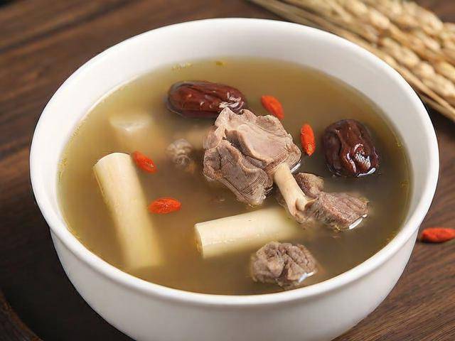 肾虚症状多?滋阴补肾很重要,几款补肾汤食谱请收好
