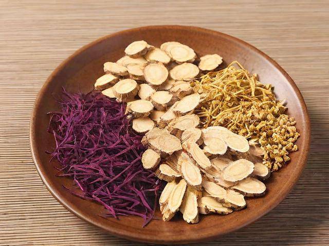 肺部结节吃哪些中药「肺上有结节吃什么中药」