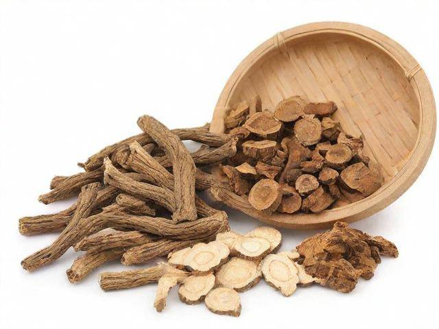 治慢性胃炎吃中药好还是吃西药好「治慢性胃炎吃中药好还是吃西药好一点」