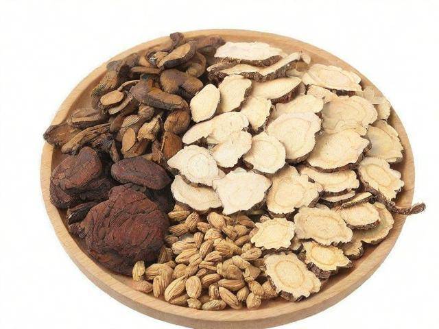 慢阻肺吃中药要吃多久「慢阻肺吃什么药好和喝中药好」