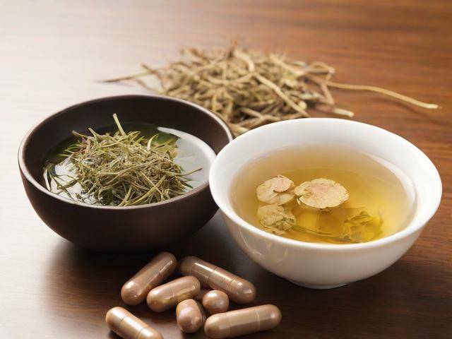 喝中药和吃中成药「喝中药和吃中成药哪个效果好」