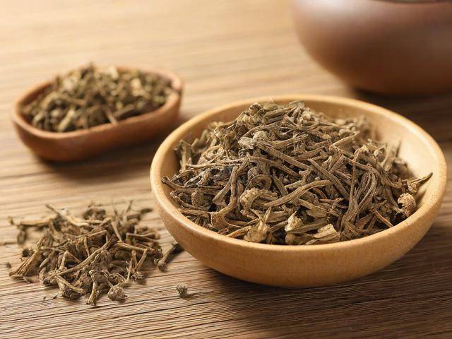 胃病吃中药有用吗「胃病喝中药有用吗」