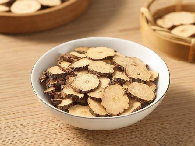 肺阴虚吃哪些中药「肺阴虚吃什么中成」