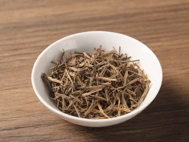 中药连续吃一年伤肝吗「中药吃一年有危害吗」