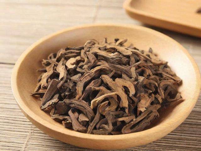 肾虚吃中药管用吗「肾虚吃中药能补回来吗」