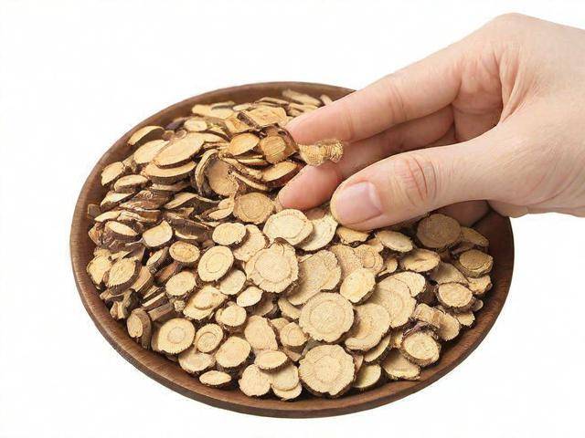痛风吃的中药有哪些「痛风应该吃什么中药」