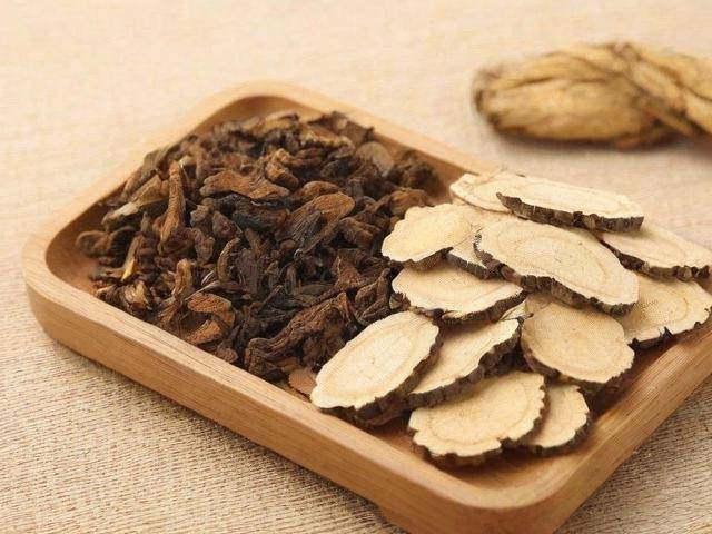 吃中药胃疼怎么办「吃中药胃疼怎么办?」