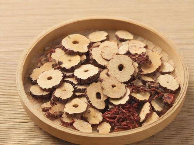 肺大泡吃中药能治好吗「肺大泡喝中药能治好吗?」