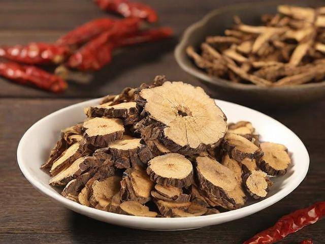 吃中药忌口都忌什么「吃中药忌口都忌什么指的是什么」
