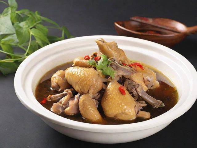 吃中药可以吃鸡肉吗「吃中药可以吃鸡肉吗要隔多久」