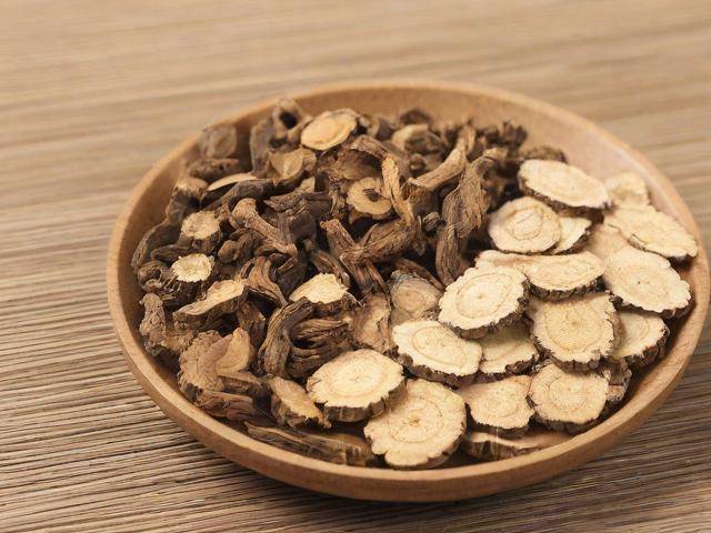 食管反流吃啥中药好呢「食管返流吃什么中药」