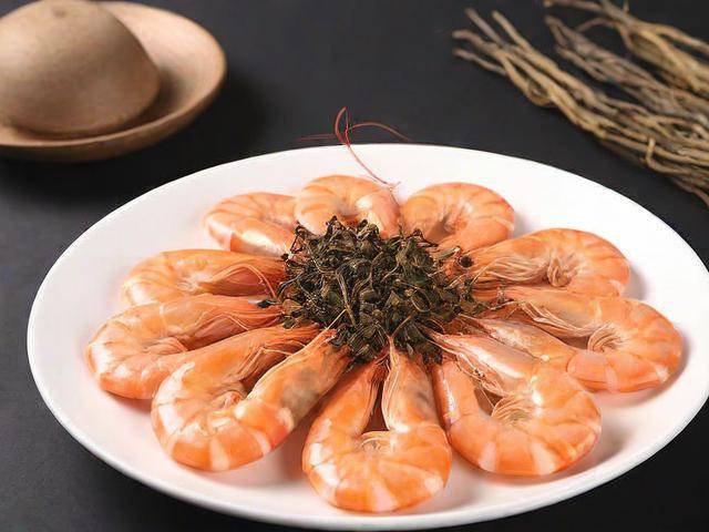 吃虾能喝中药吗「吃完虾能喝中药不」