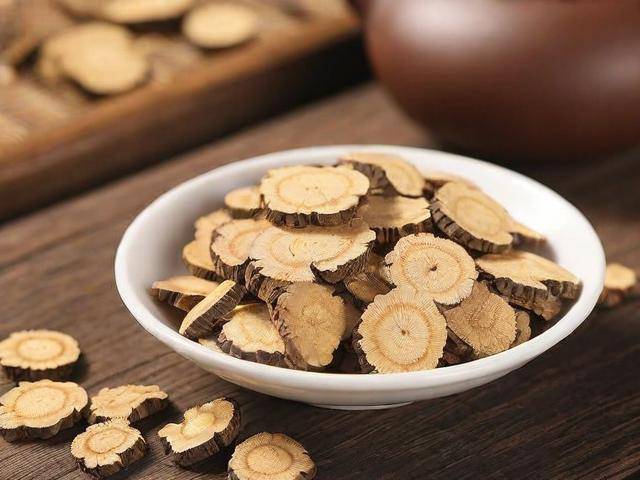 吃中药后胃疼吃什么药「吃中药胃疼怎么缓解」