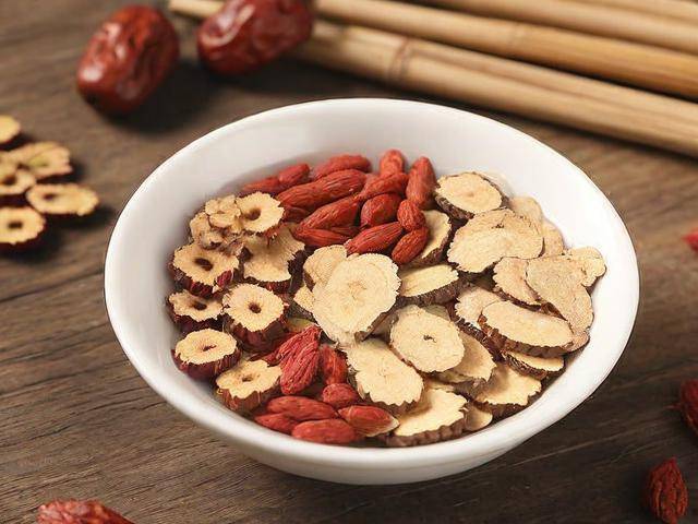 吃中药减肥真的能瘦吗「吃中药减肥对身体有伤害吗」