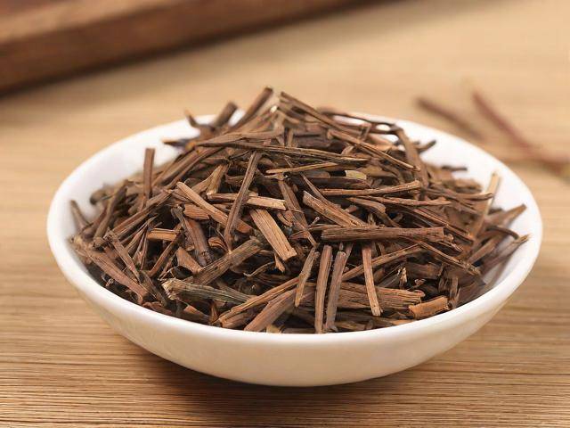 心衰吃啥中药效果好「心衰竭吃什么中药」